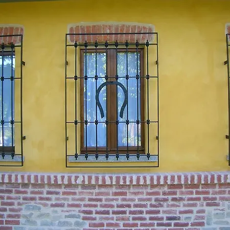 Pian Dij Babi Bed & Breakfast Cortanze